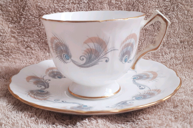 Aynsley Cup and Saucer with Peacock Feathers Pattern in Arts & Collectibles in Leamington
