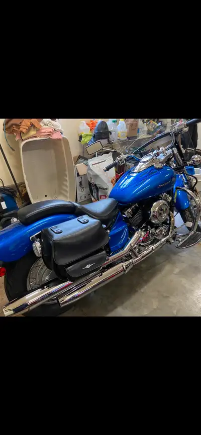 Yamaha V Star 650, Looks and runs great! Asking $3600. Please call, or text 519-538-4137. No emails....