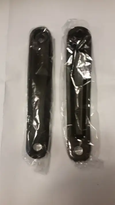 Crank Arm Set 170 mm Black Square Taper, View more