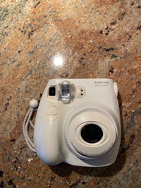 Fujifilm Instant Camera Instax Mini 7S White