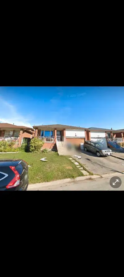 BEDROOM FOR RENT!!! HUMBER COLLEGE