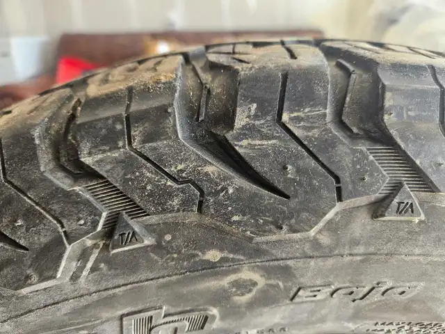 lt275/60r20 bf goodrich k02s in Tires & Rims in Peterborough - Image 4