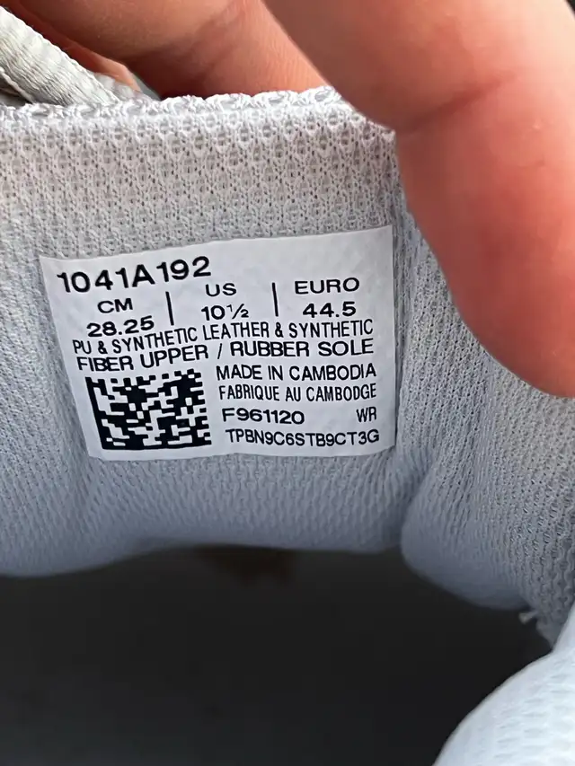 ASICS mens Gel-Game 8 Sneaker White Size 10.5 in Men's Shoes in Cape Breton - Image 11