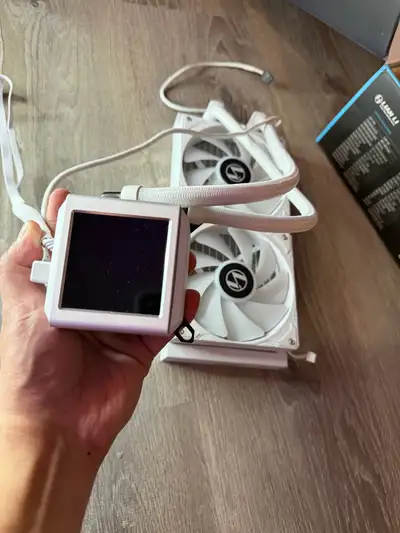 Lian Li GA II LCD 280mm Radiator AiO, View more