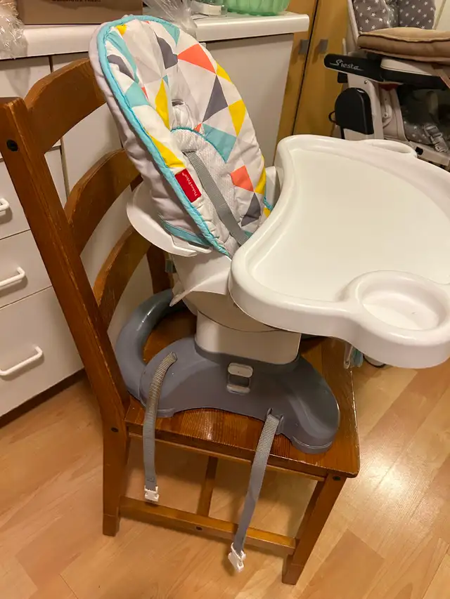 Baby booster feeding chairs + more in Feeding & High Chairs in Oakville / Halton Region - Image 2