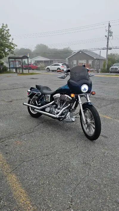 Really clean 98 evo dyna with a screaming eagle stage 2 kit Canadian bike. Came from nb and drove th...
