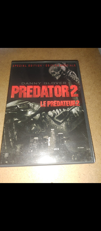 PREDATOR 2 - 1990 SCI FI / HORROR - 2 DISC SET dans CD, DVD et Blu-ray  à Ville d’Edmonton