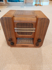 General Electric antique radio