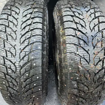Nokian Hakkapeliitta LT3 LT275 70R18 Studded Snow Tires load range E 10 ply. 2 brand new, 2 have 150...