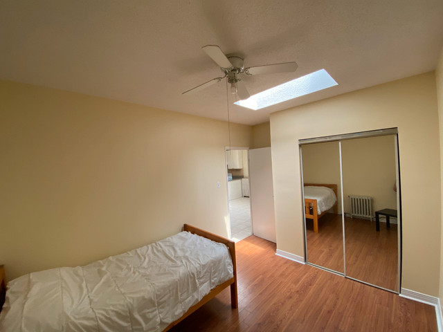 Room for rent near Humber college lakeshore  in Room Rentals & Roommates in City of Toronto