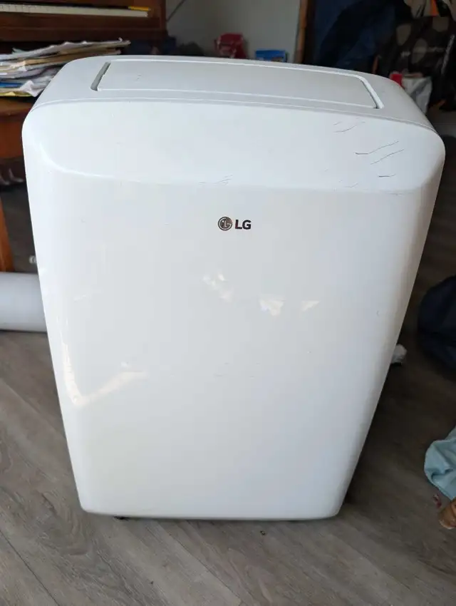 LG Portable Air Conditioner 