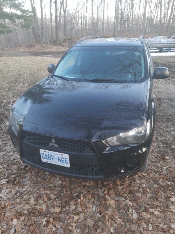 Mitsubishi outlander in Cars & Trucks in Kawartha Lakes - Image 4