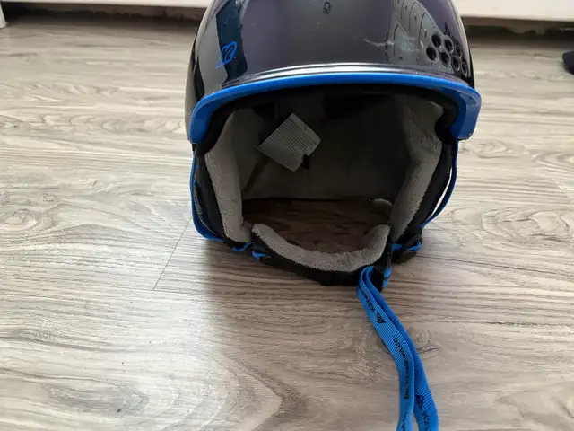 K2 rival pro snowboard ski helmet adult casque sport (l/xl) in Snowboard in City of Montréal - Image 2