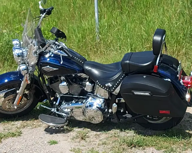 2014 Harley Davidson Heritage Softail Classic in Street, Cruisers & Choppers in Ottawa - Image 2