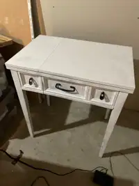 Shabby chic table