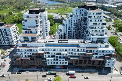 1Bed+1Bath Condo at The Beaches for Lease at Q&A