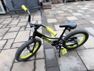 I'm selling a used Trek 16-inch kids' bike, perfect for your little one's adventures! This bike has...