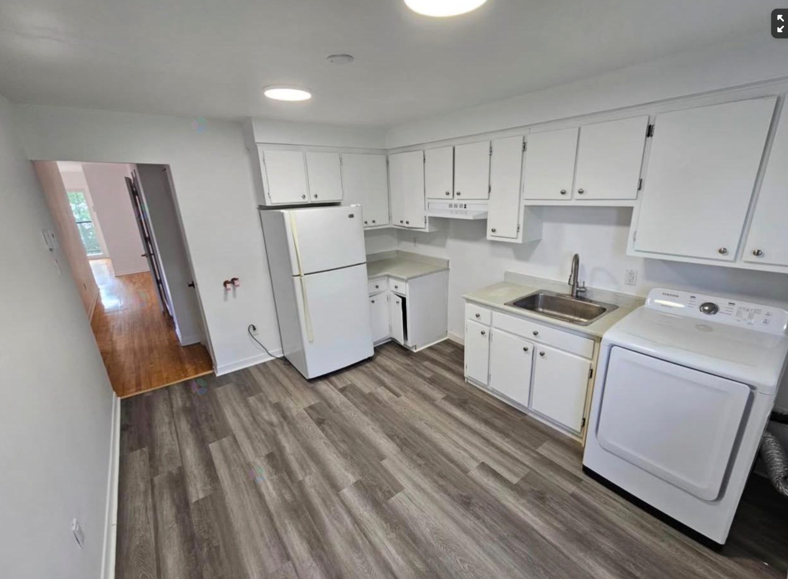 4.5 Amazing Upper Duplex , WATERFRONT Boul. LaSalle — photo 3