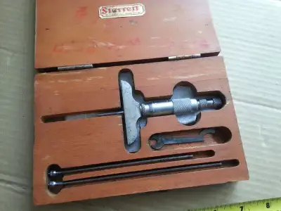 Starrett depth micrometer 0-3"; 2-1/2"base, View more