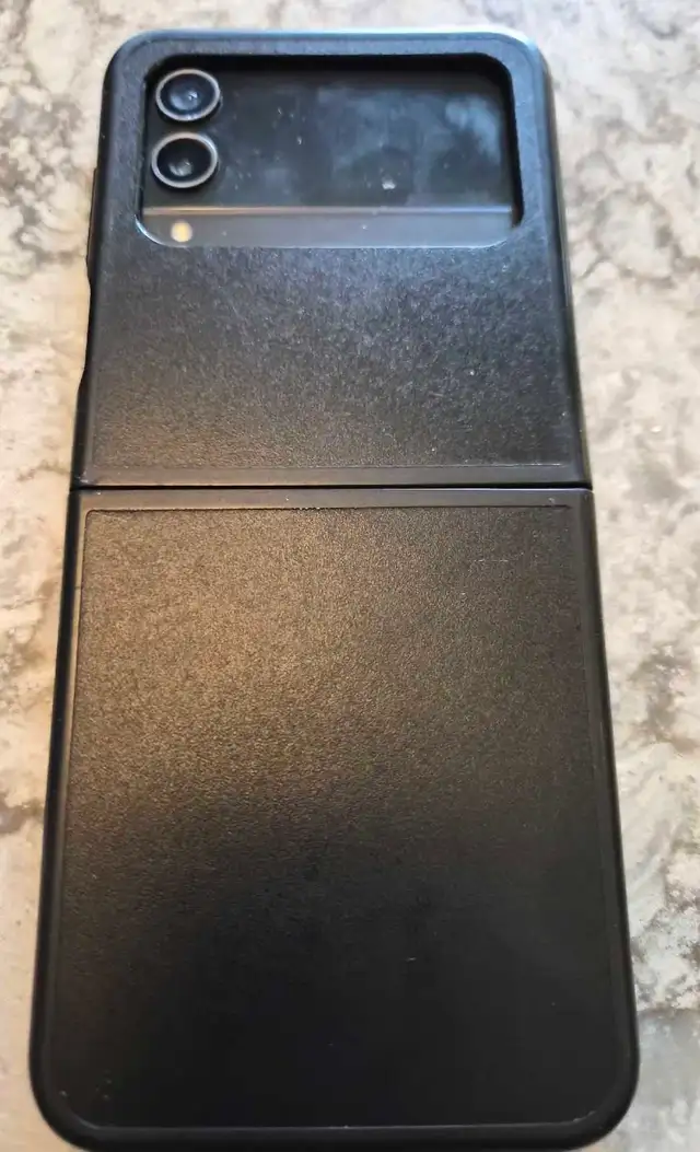 OtterBox Samsung Flip 4 Case in Cell Phone Accessories in Oshawa / Durham Region - Image 2