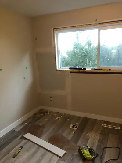 Carpet and Tile Installations We specialize in high-quality flooring installations, including vinyl,...