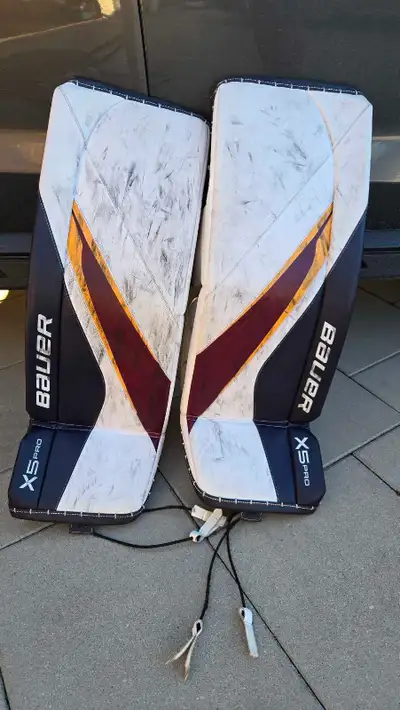 Bauer Vapor X5 Pro Senior Goalie Pads - Small (33+1), View more