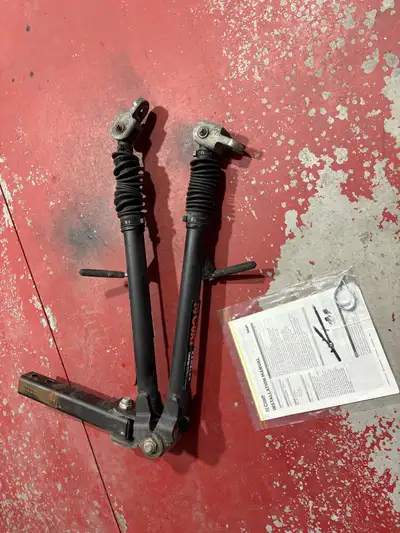Tow bar for pulling a vehicle behind a RV Bought brand new only used three times
