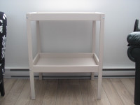 New Price *** Table à langer - Changing table