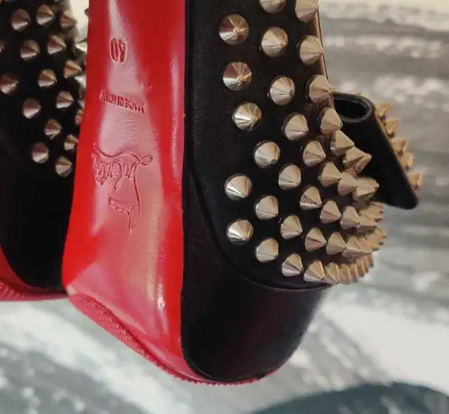 Christian  Louboutin  Size 40 Spike Pumps in Women's - Shoes in City of Toronto - Image 6