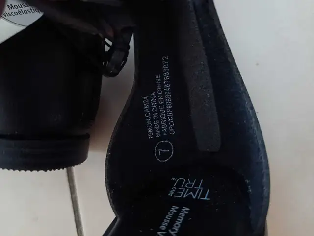 Women Sandals in Women's - Shoes in Mississauga / Peel Region - Image 5