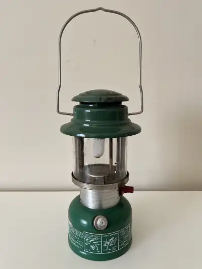 Vintage 1977 Coleman Easi-Lite Lantern, View more