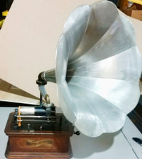 Antique 	Colombia BO phonograph 