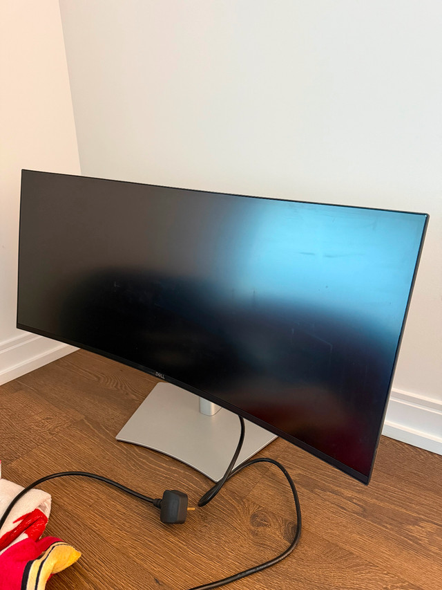 Dell 34“ ultrasharp u3421we monitor in Monitors in City of Toronto