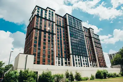 4 Bedroom Fully Furnished Student Apartment