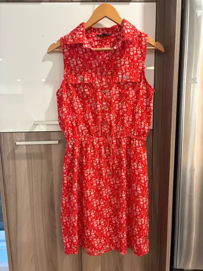 Robe d'été rouge à fleurs Mario Serrani – Taille S, View more