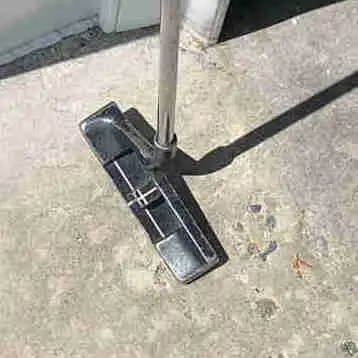 Fast sale Titleist Dead Center putter reduced, View more