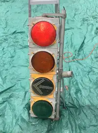 Traffic Light with left arrow