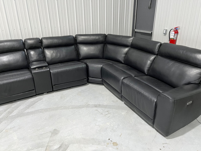 Power Reclining Leather Sectional - display in Couches & Futons in Winnipeg - Image 3