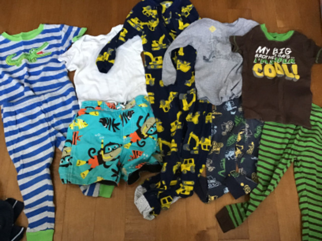 17 PIECES CARTER’S BRAND SIZE 24 MONTHS CLOTHING FLEECE SETS in Clothing - 18-24 Months in Peterborough - Image 3