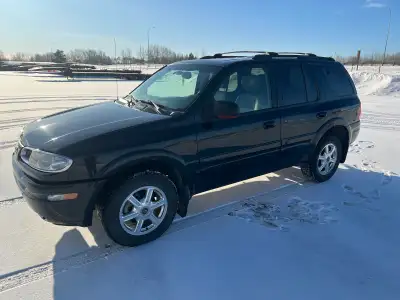 I’m selling my 2003 Oldsmobile Bravada with just over 190k on it. Fully loaded with leather interior...