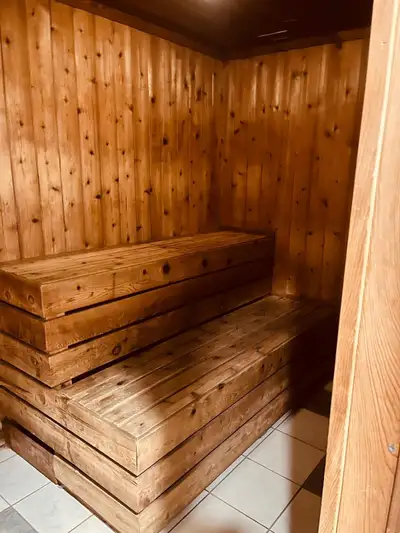 Rental Available – Varsity NW (Short-Term with Flexibility) Location: Varsity Drive NW, Calgary (U o...