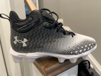 Under Armour Baseball Cleats Size 6 