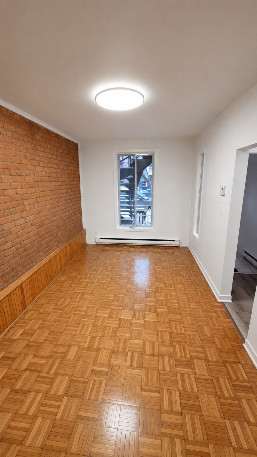 31/2 MONTREAL DOWNTOWN 1290$ - OCTOBER 1/ CALL: (514) 605 - 1262 3