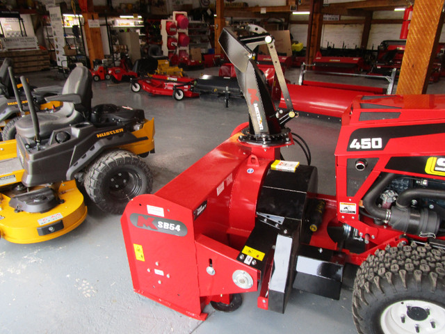 MK MARTIN SNOWBLOWERS in Snowblowers in Stratford - Image 2