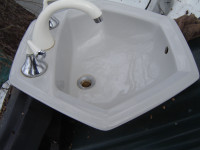 Bathroom sink (with faucet and drain)