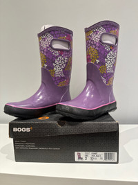 Bogs girls rain boots-brand new, size 2