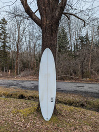 7' 2" Chili mid-strength surfboard 