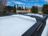 Roof rack cross bars