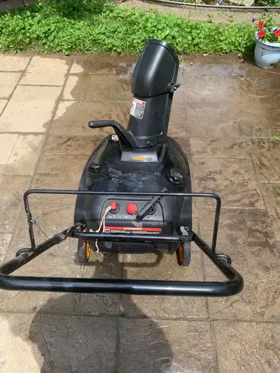 Snowblower Poulan PRO 21 good working condition , View more