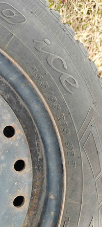 Pneu 195/65 R15  91T